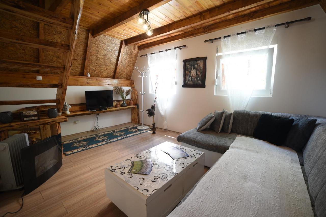 Cabarkapa Guesthouse 자블야크 외부 사진