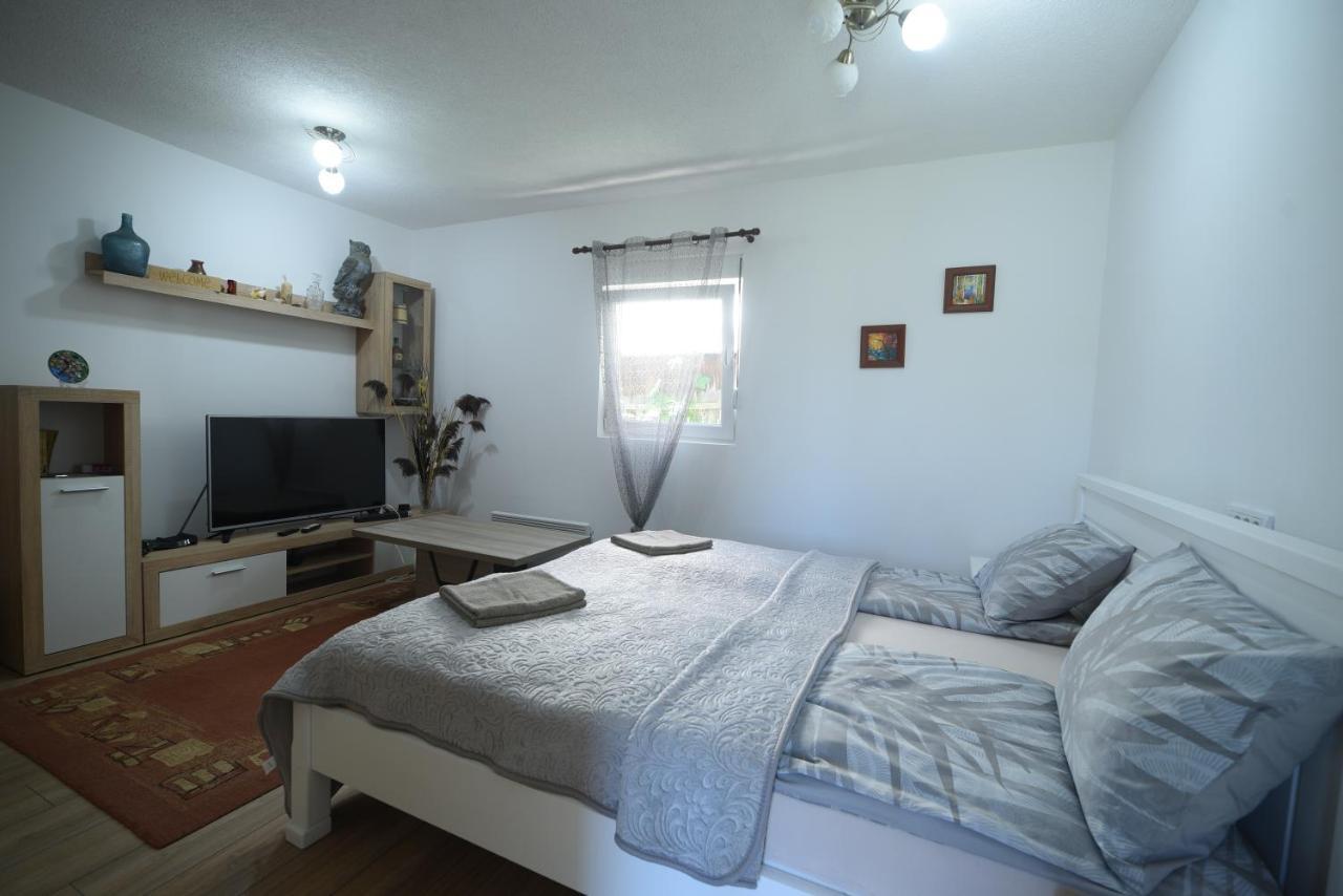 Cabarkapa Guesthouse 자블야크 외부 사진